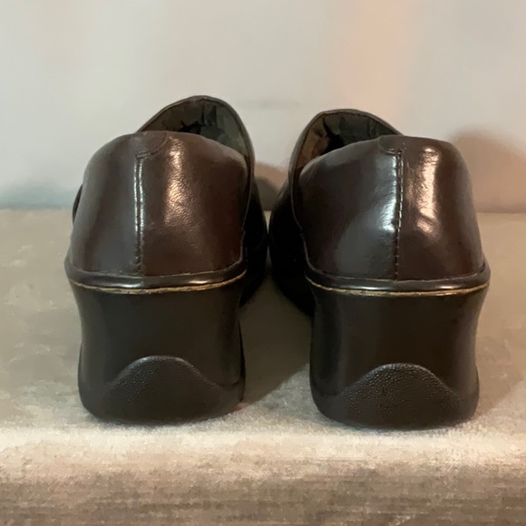 b.o.c.Born Concept Leather SlipOn Wedge Clogs - Picture 4 of 6